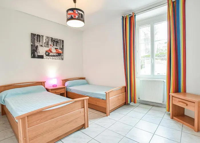 2 Bedroom Stunning In Apremont (Vendee)