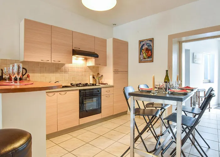 Vakantiehuis 2 Bedroom Stunning In